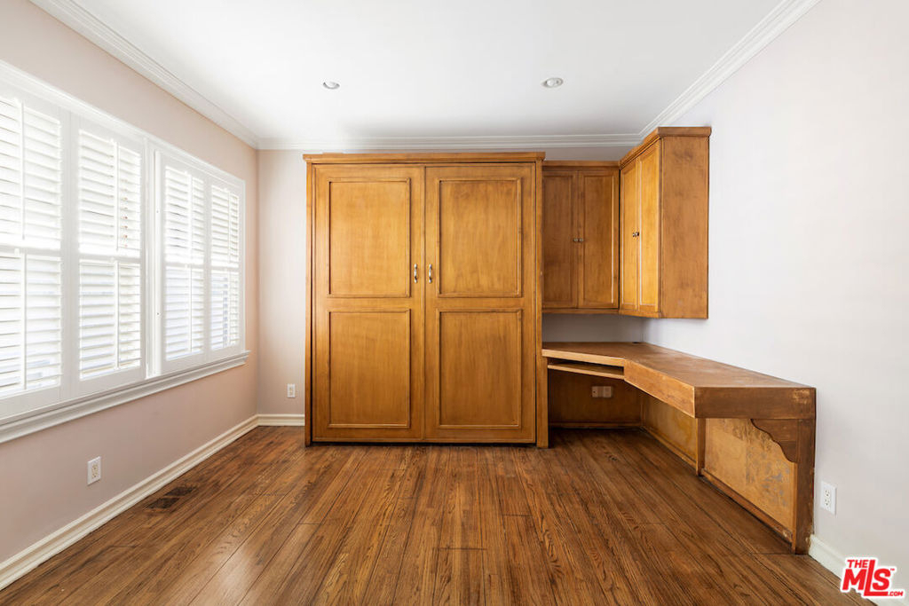231 14th Street - Photo 14