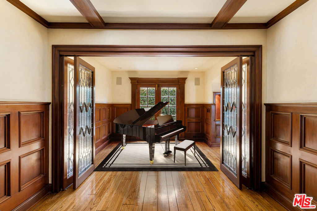 231 14th Street - Photo 7