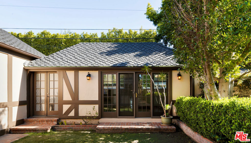 231 14th Street - Photo 28