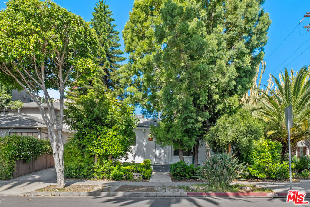 739 Westbourne Drive - Photo 1