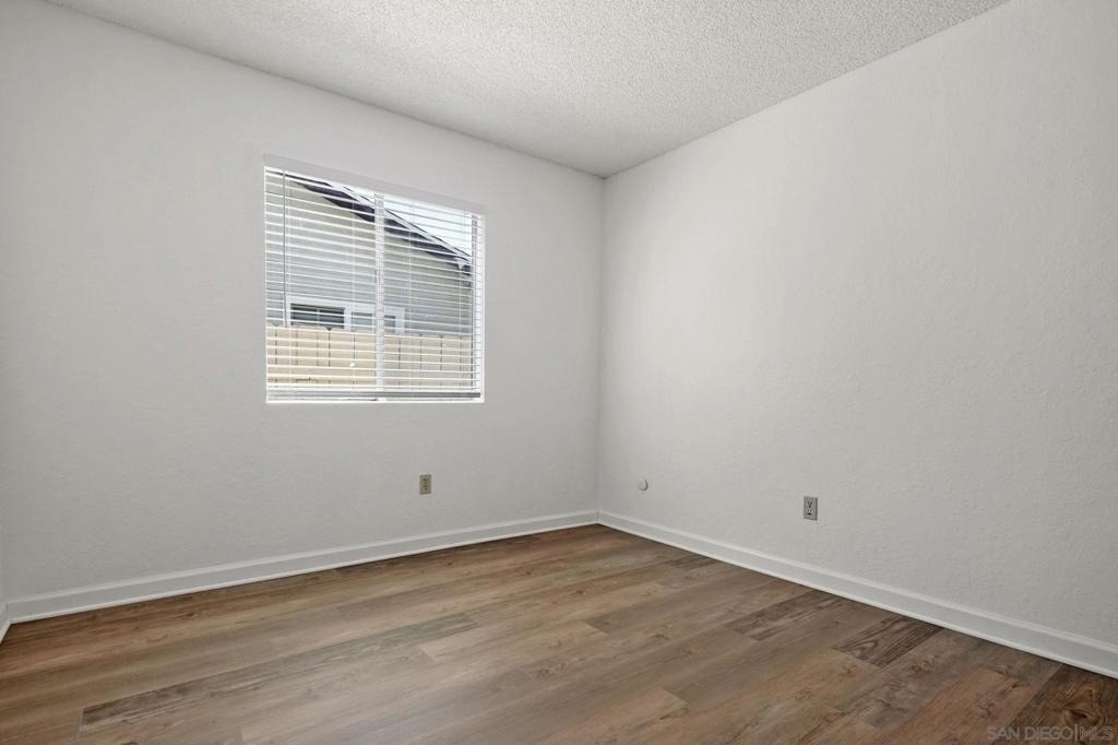 10625 Amantha Ave - Photo 12