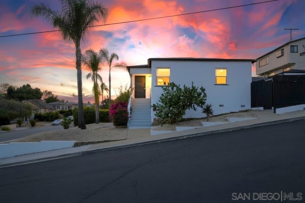 5738 Meade Ave - Photo 1