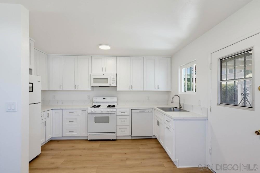 2805 Massachusetts Ave. - Photo 6