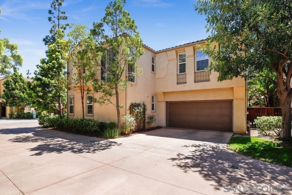 907 Mira Lago Way - Photo 0