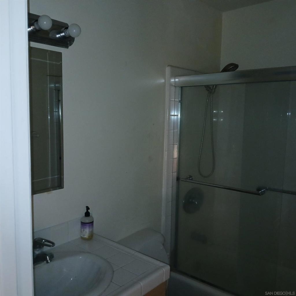 1641 Sunset Cliffs Blvd - Photo 17