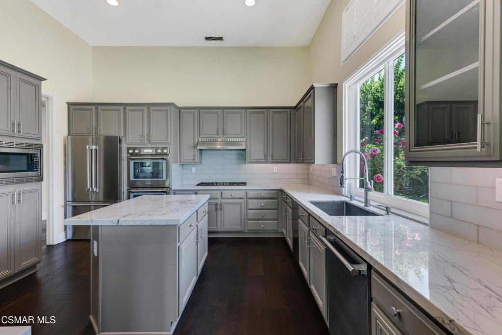 406 Granite Hills Street - Photo 3