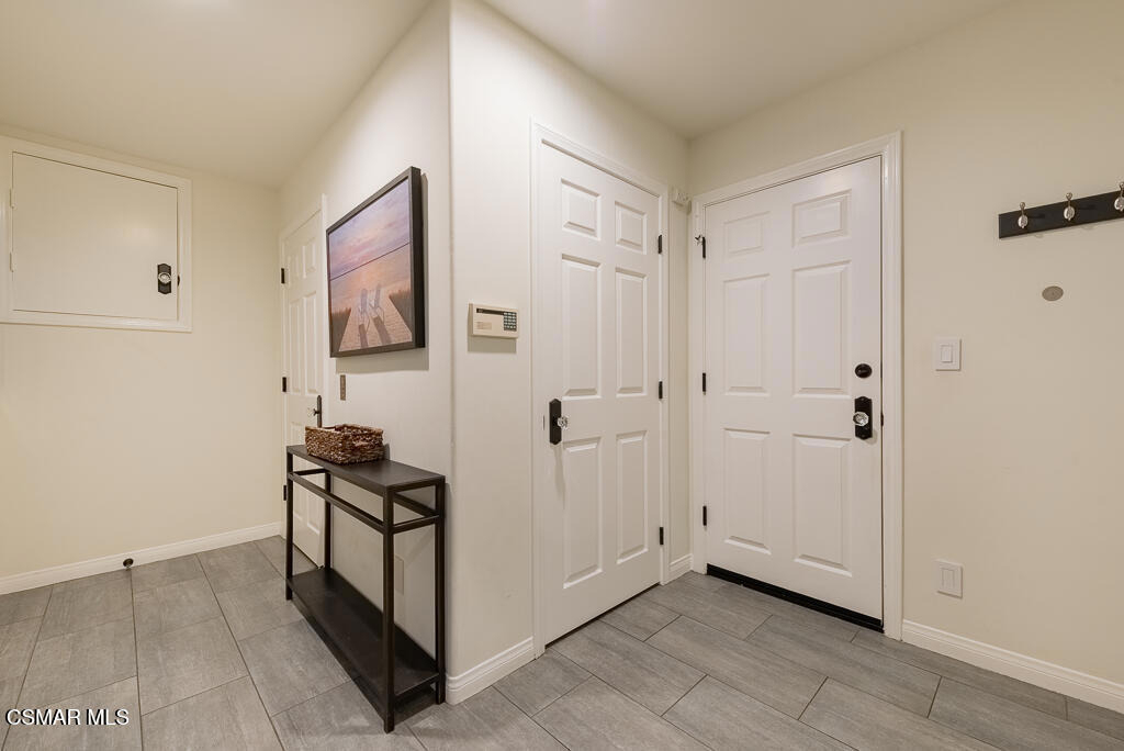 2491 Swanfield Court - Photo 47