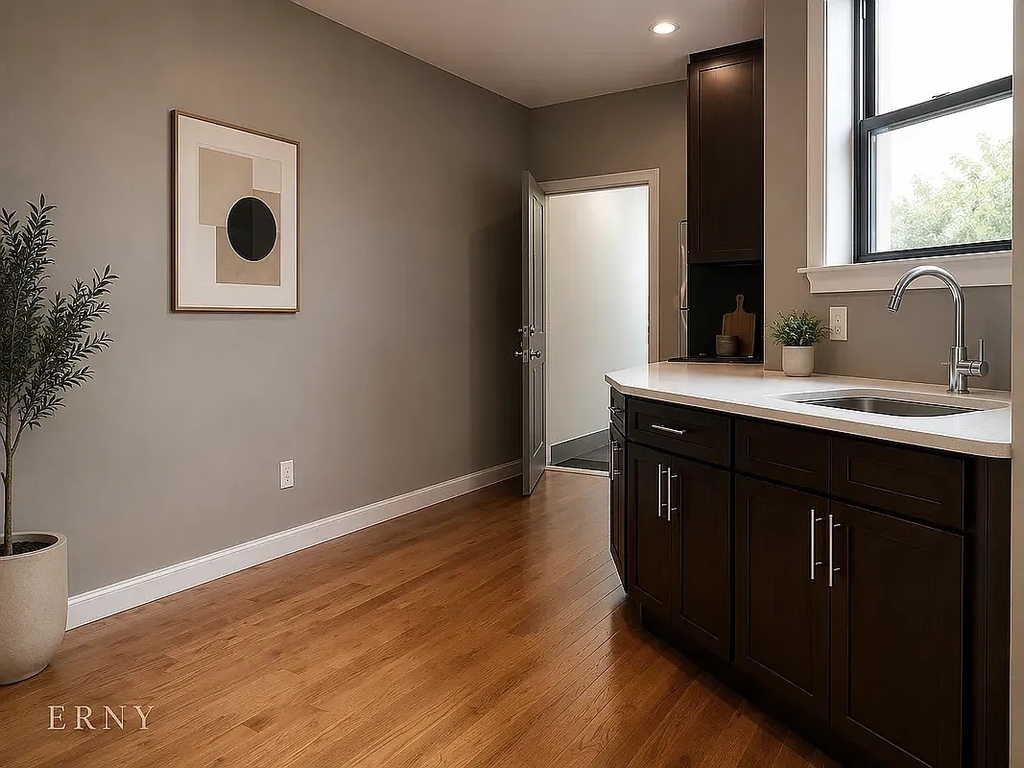 373 East 28th Street - Photo 5