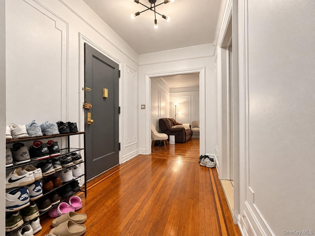 60 W Broad Street - Photo 2