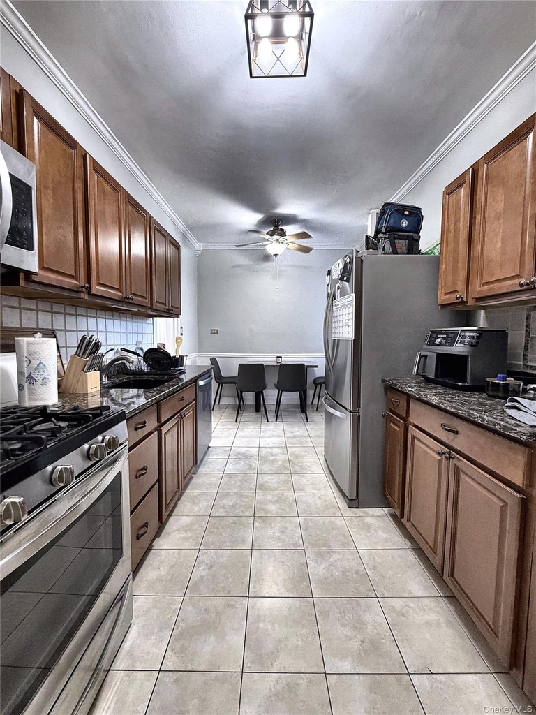 60 W Broad Street - Photo 5