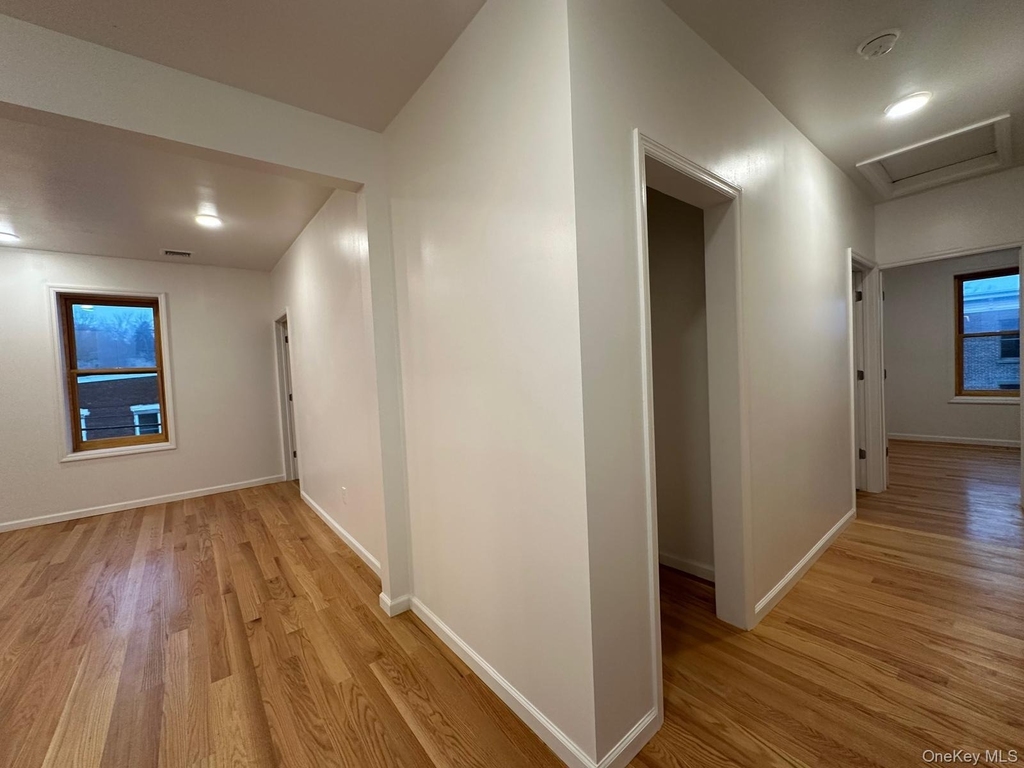 31 Benkard Avenue - Photo 15