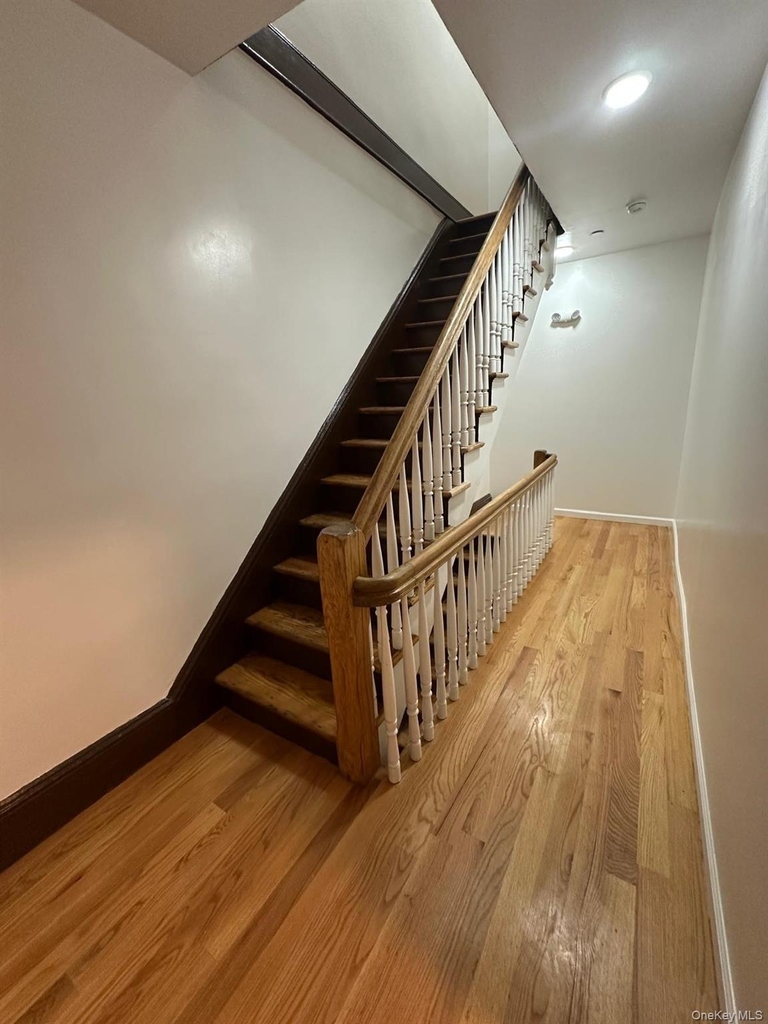 31 Benkard Avenue - Photo 6