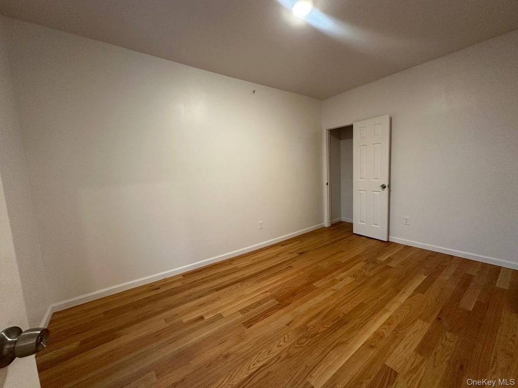 31 Benkard Avenue - Photo 10