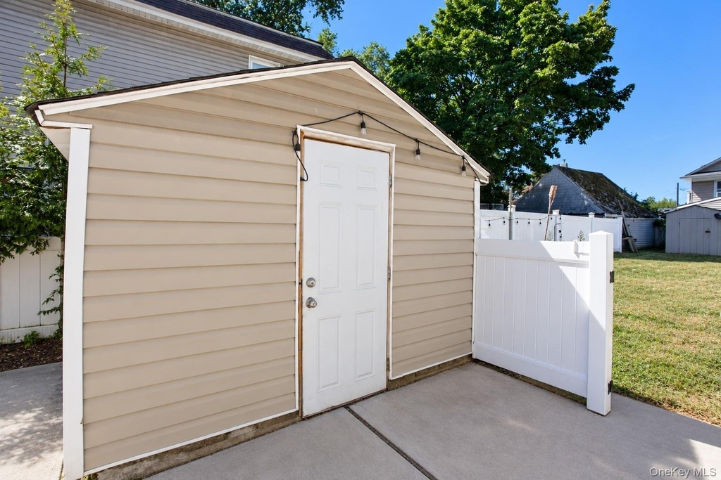 45 Lynbrook Avenue - Photo 22