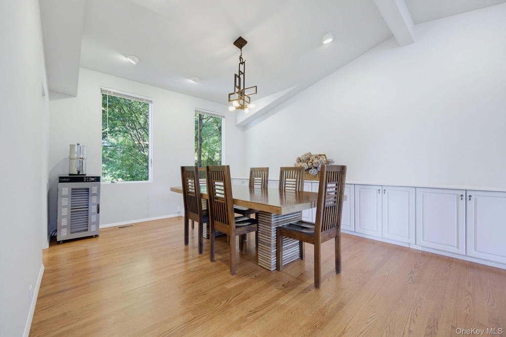 6 Lark Avenue - Photo 9