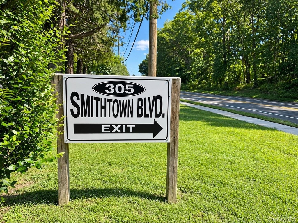 305 Smithtown Boulevard - Photo 14