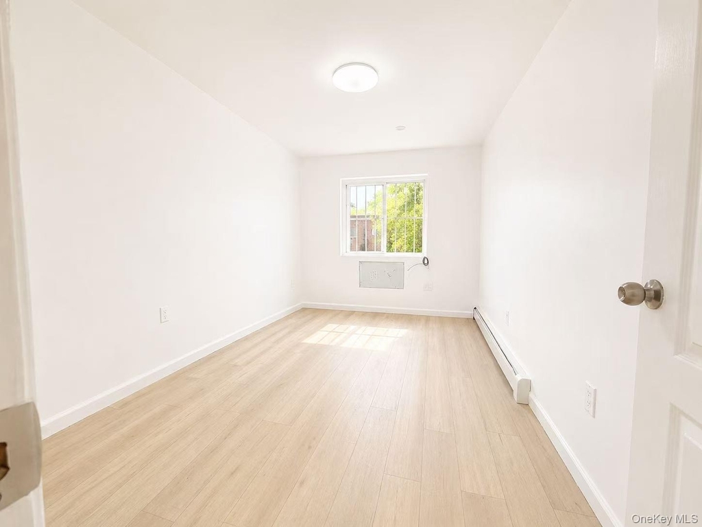 90-17 56 Avenue - Photo 2