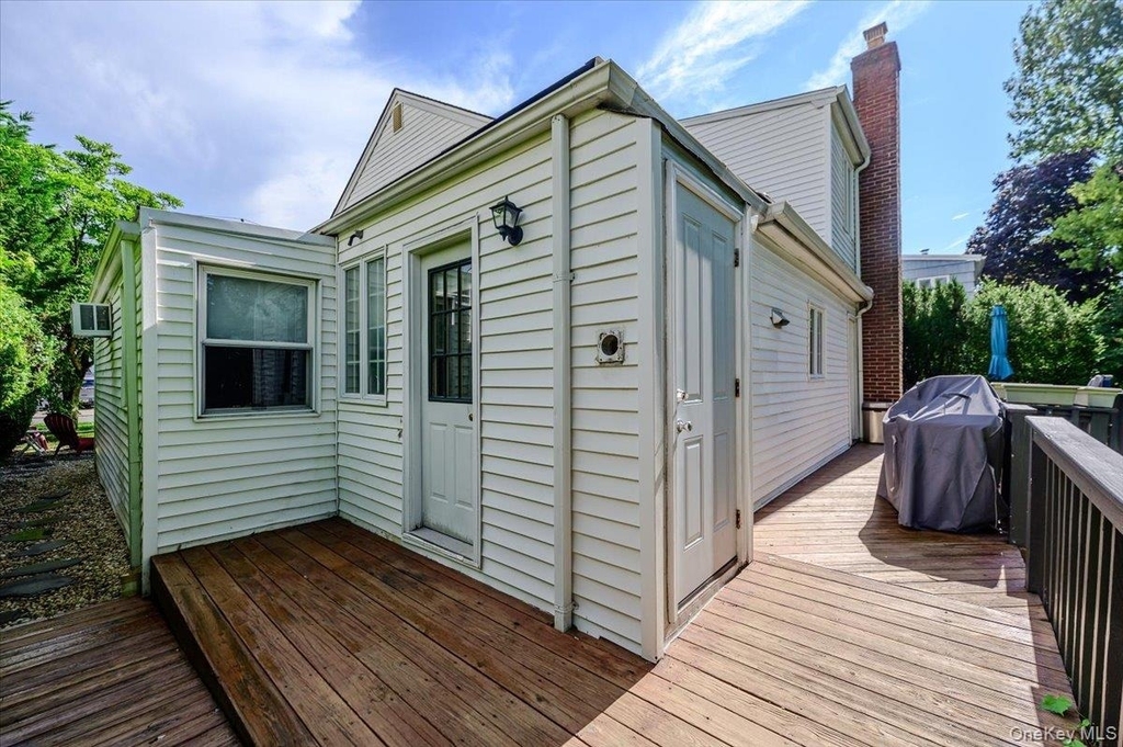 928 Northfield Road - Photo 23