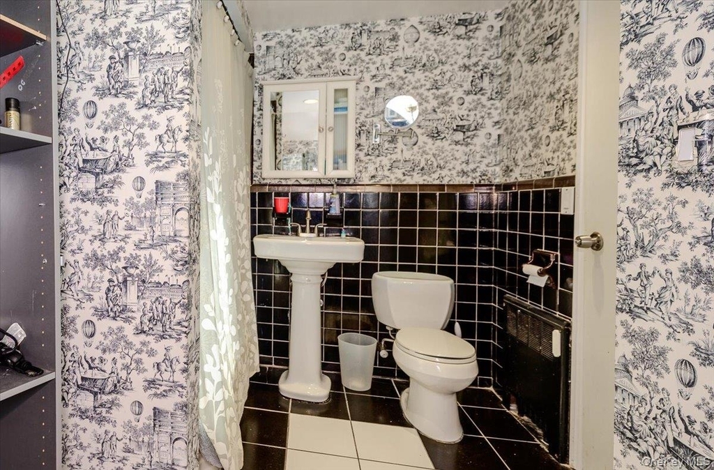 928 Northfield Road - Photo 20