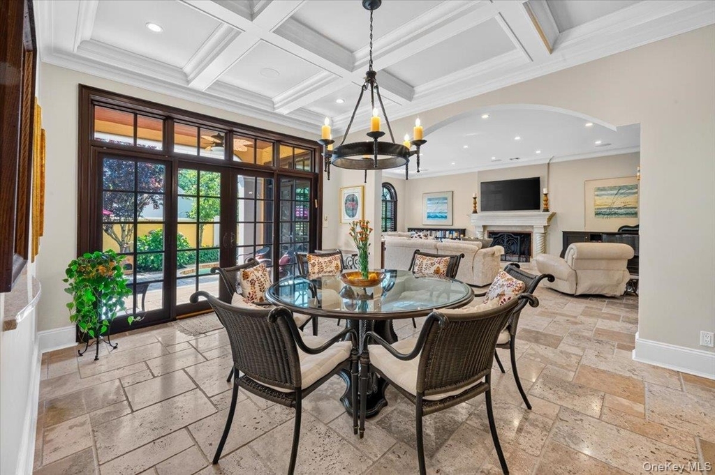 81 Montgomery Boulevard - Photo 7