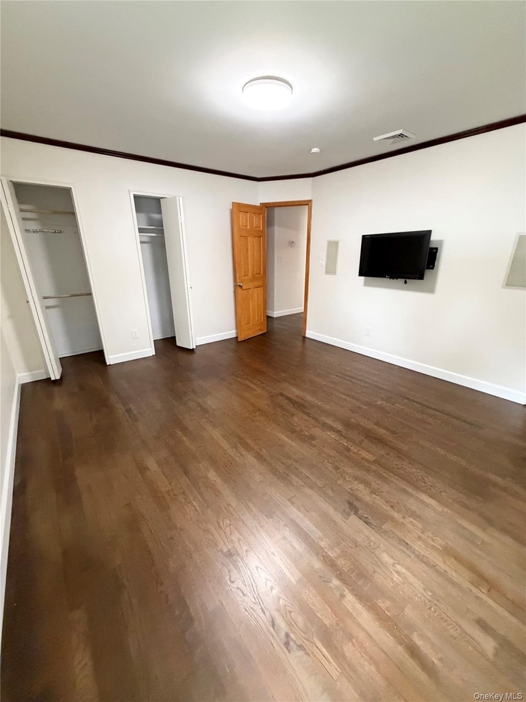 53 Longworth Avenue - Photo 5