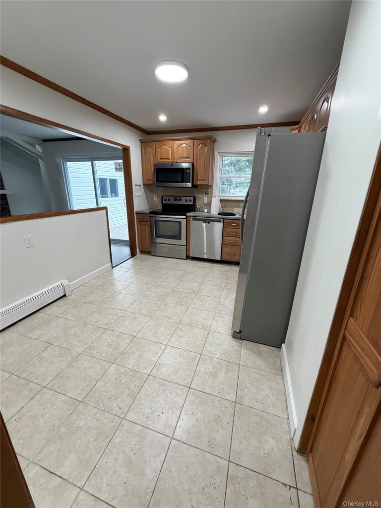 53 Longworth Avenue - Photo 3