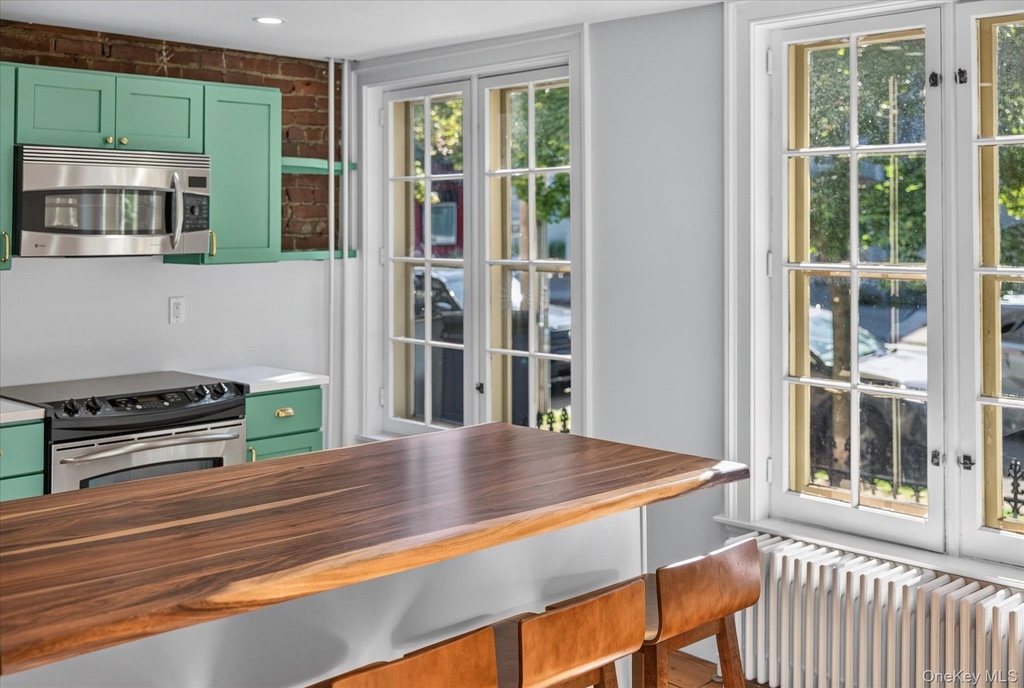 138 Main Street - Photo 9