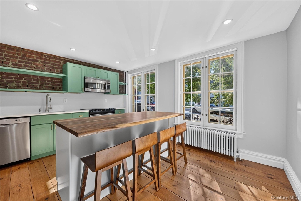 138 Main Street - Photo 11