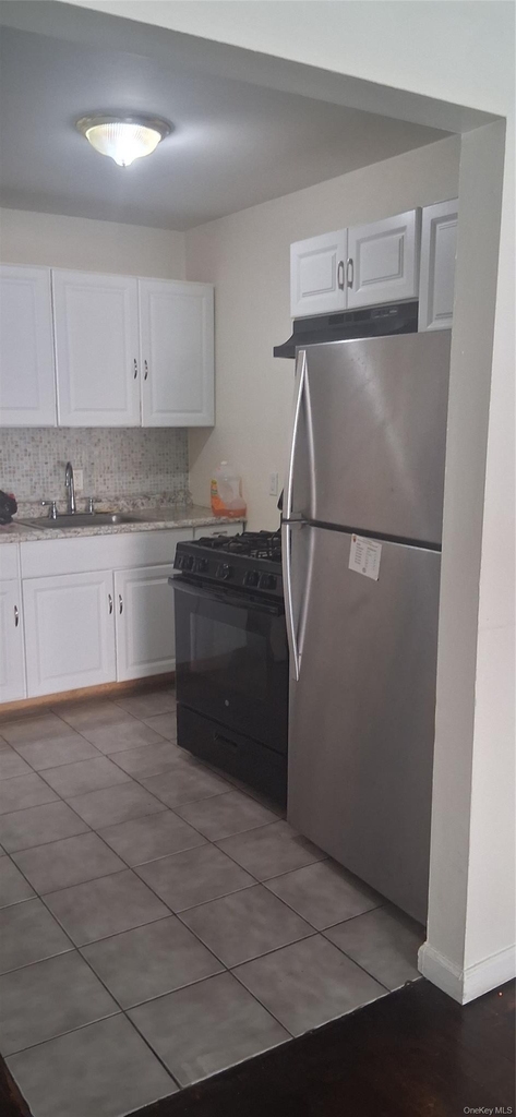 2933 Beach Channel Drive - Photo 3