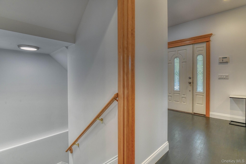 81 Nicoll Street - Photo 32