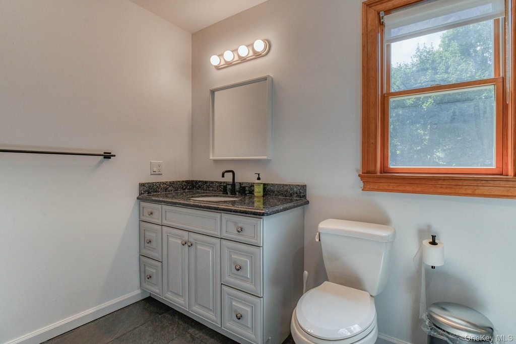 81 Nicoll Street - Photo 29