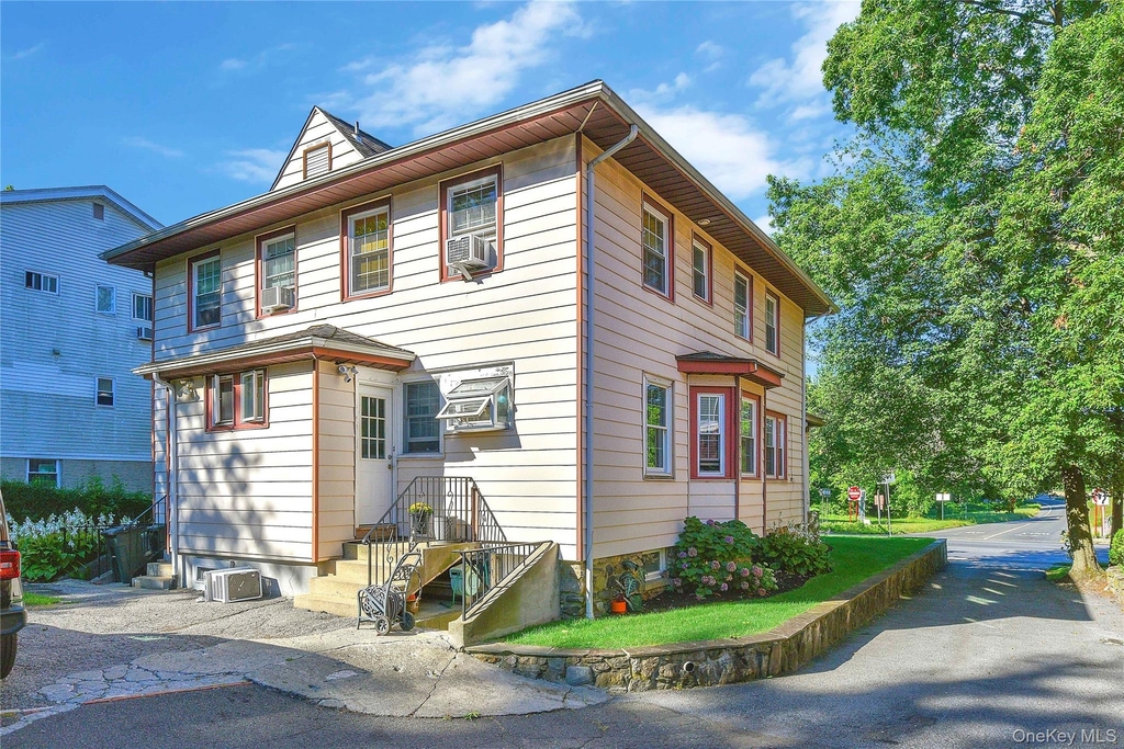 806 Pelhamdale Avenue - Photo 23