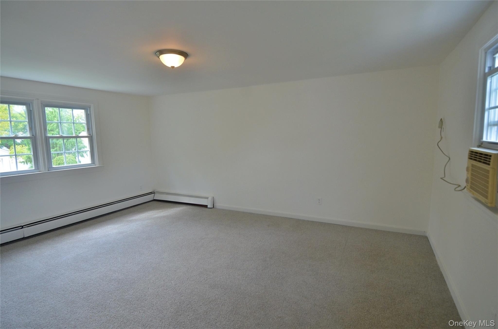 771 Maple Place - Photo 3
