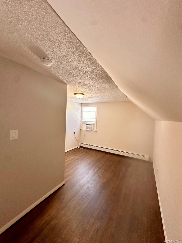 532 Park Avenue - Photo 5