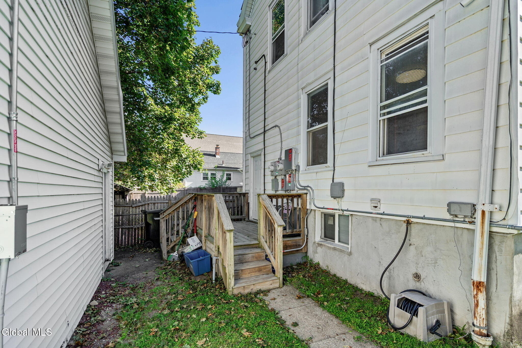 299 6th Avenue - Photo 29