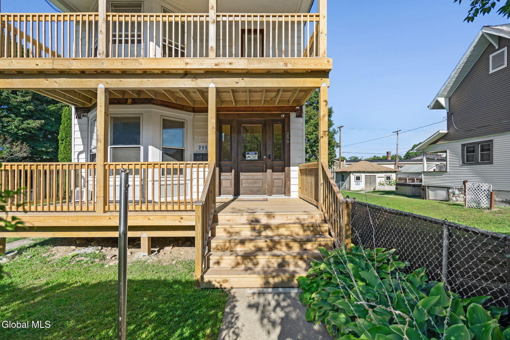 299 6th Avenue - Photo 1