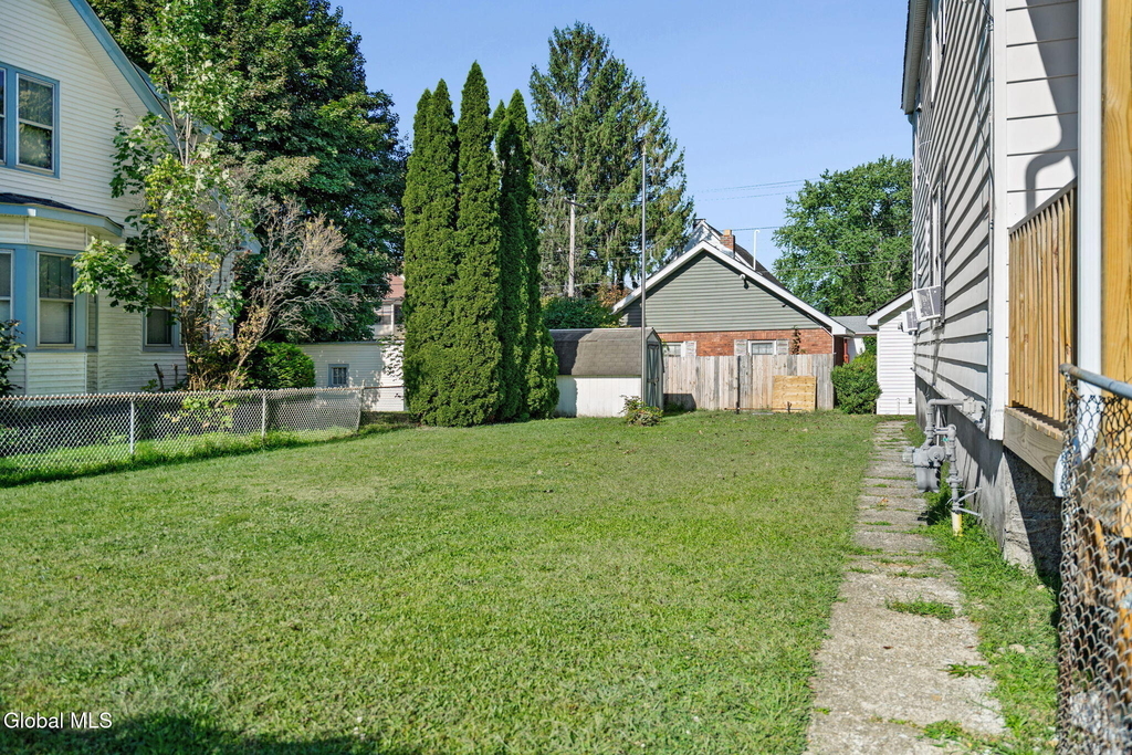 299 6th Avenue - Photo 25