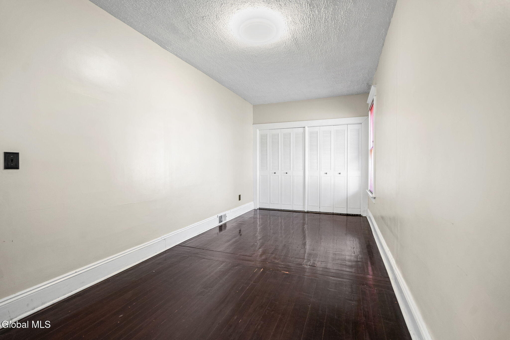 299 6th Avenue - Photo 22