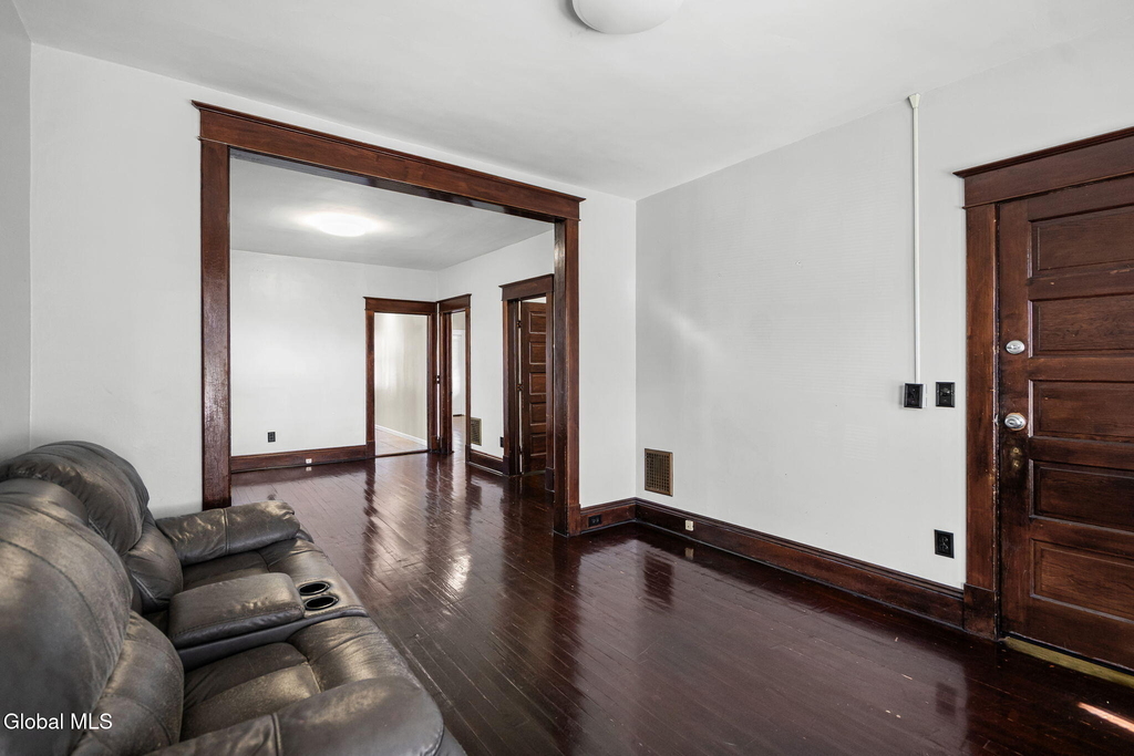 299 6th Avenue - Photo 5