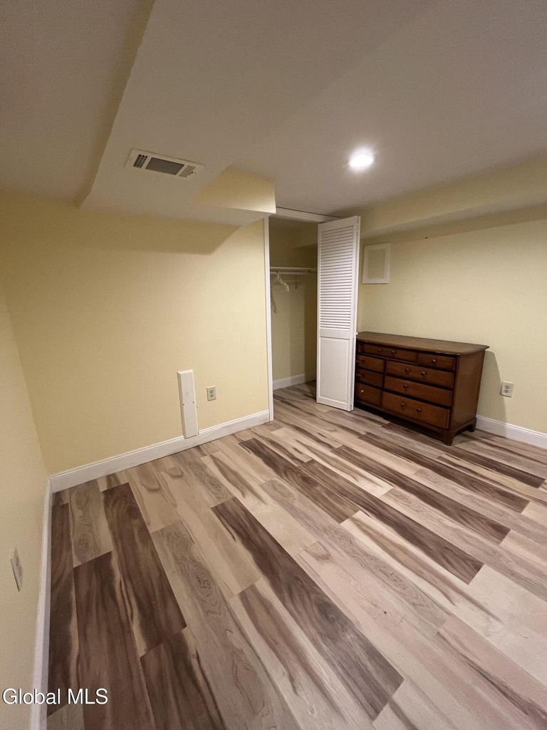 180 Marshall Avenue - Photo 24