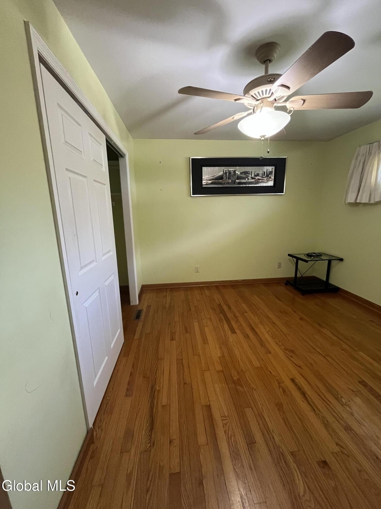 180 Marshall Avenue - Photo 13
