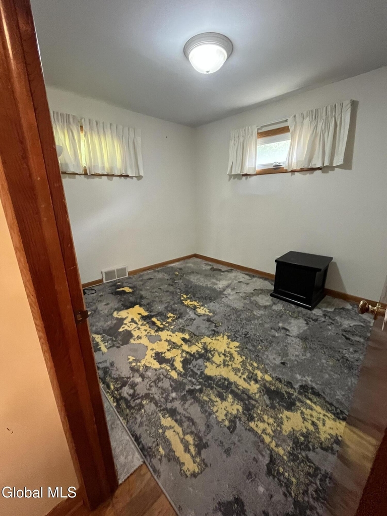 180 Marshall Avenue - Photo 17
