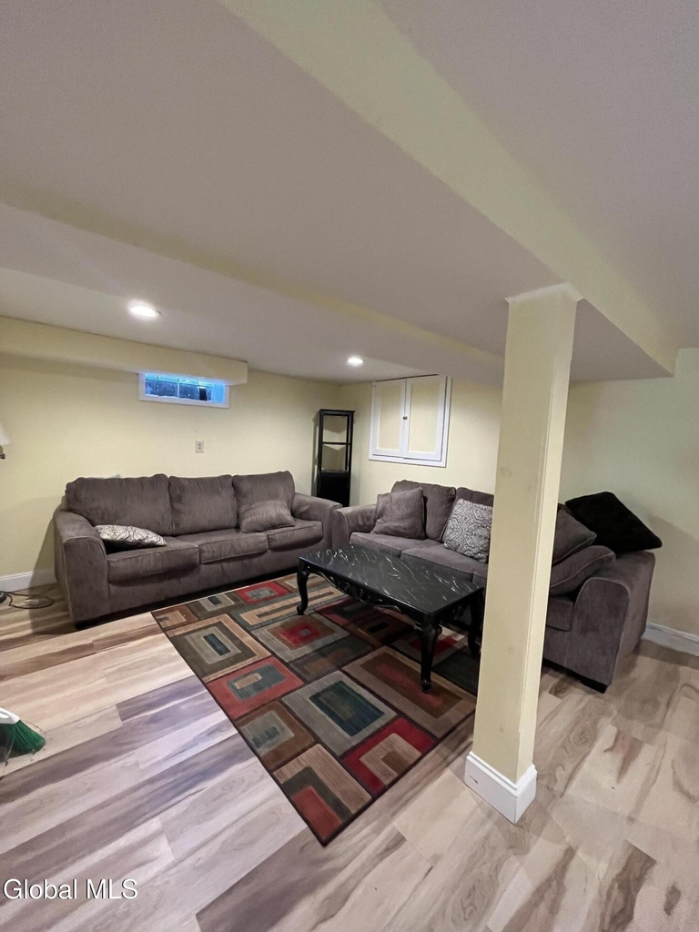 180 Marshall Avenue - Photo 23