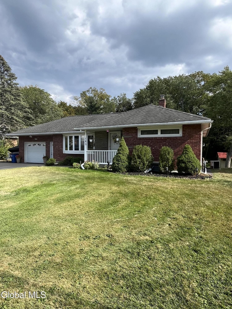180 Marshall Avenue - Photo 1