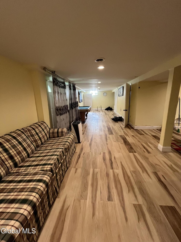 180 Marshall Avenue - Photo 21