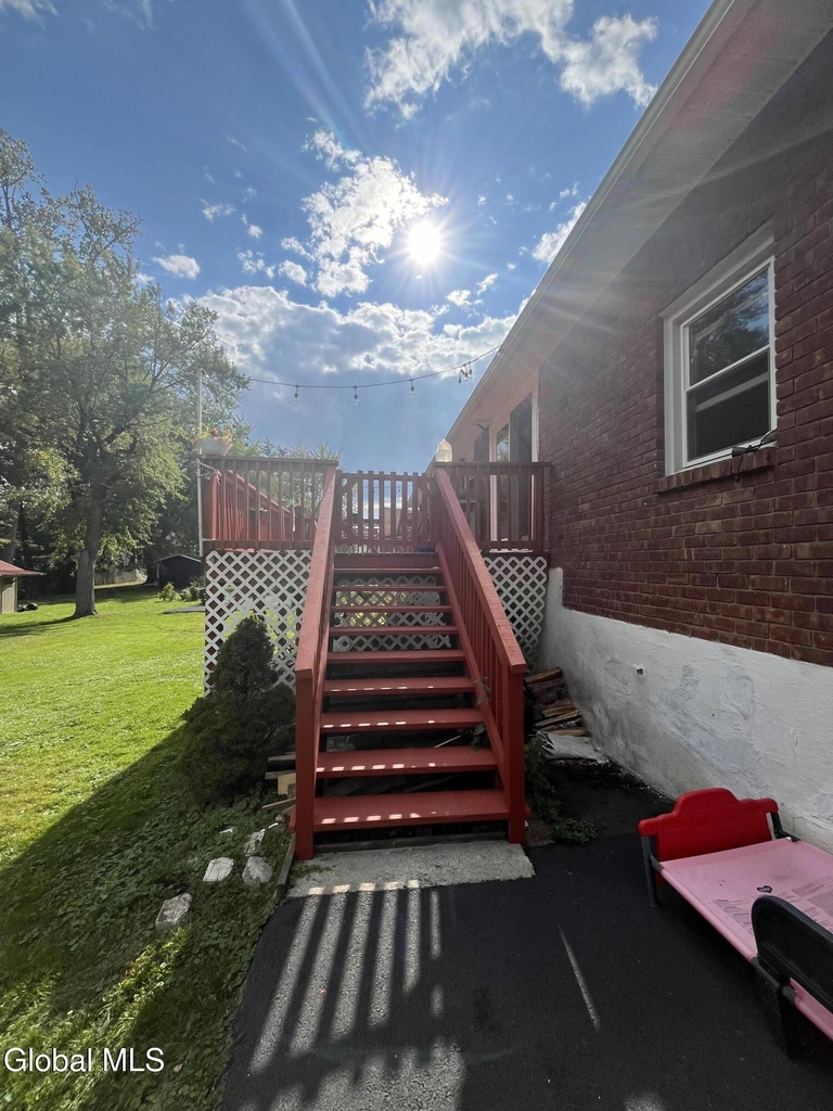 180 Marshall Avenue - Photo 32