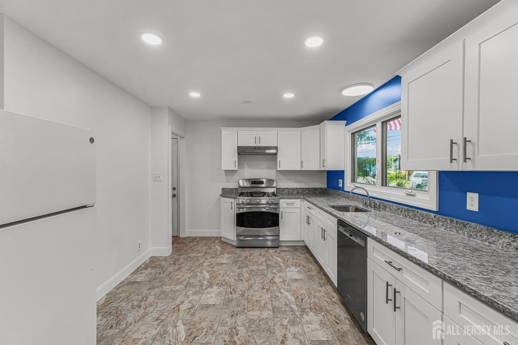 148 Helmetta Road - Photo 7