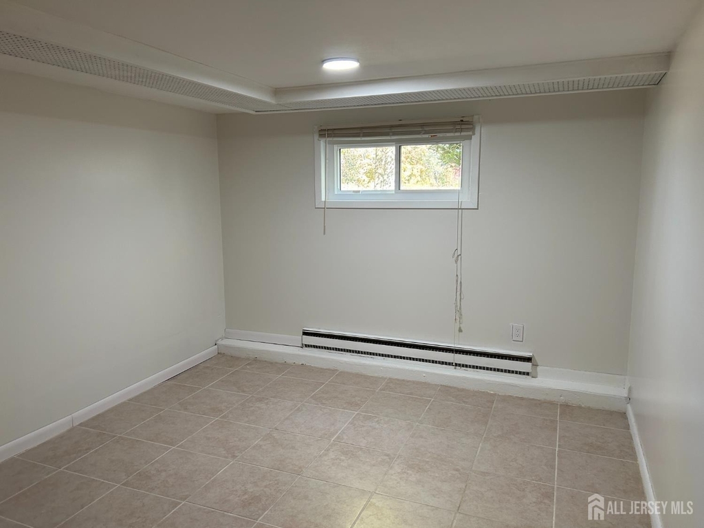 1471 Thomas Avenue - Photo 13