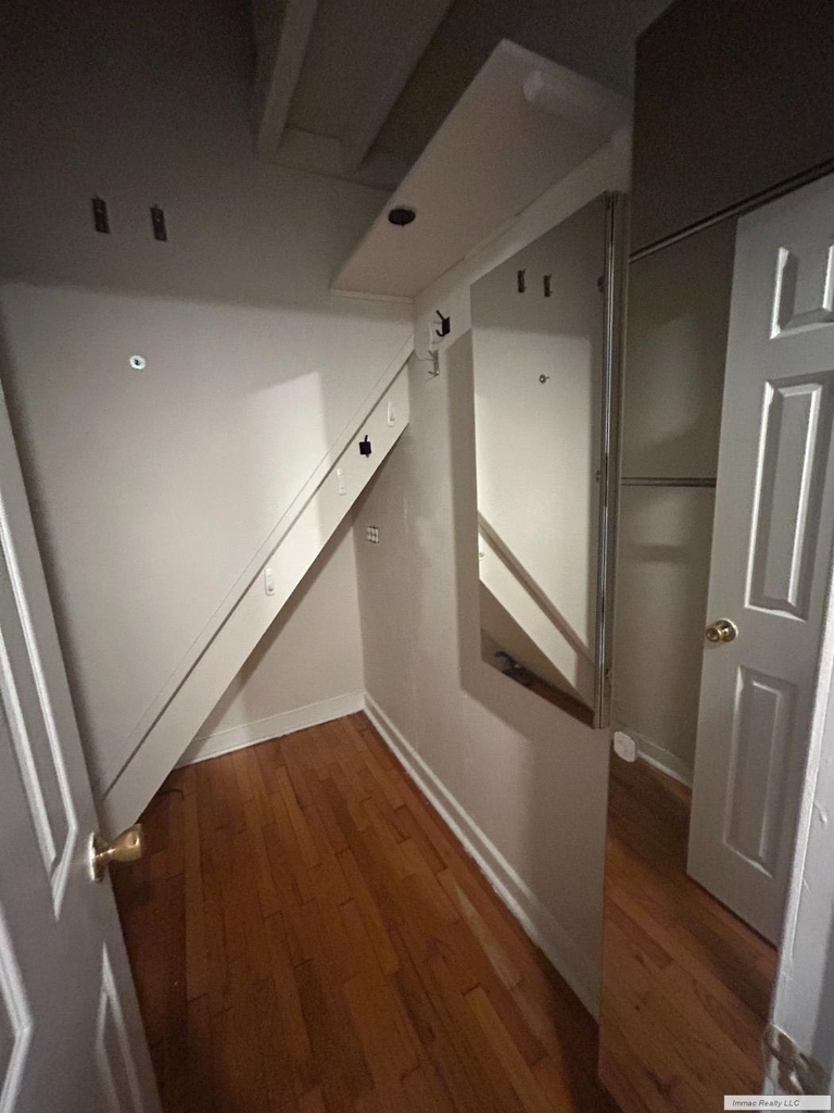 161 W 10th Street - Photo 12