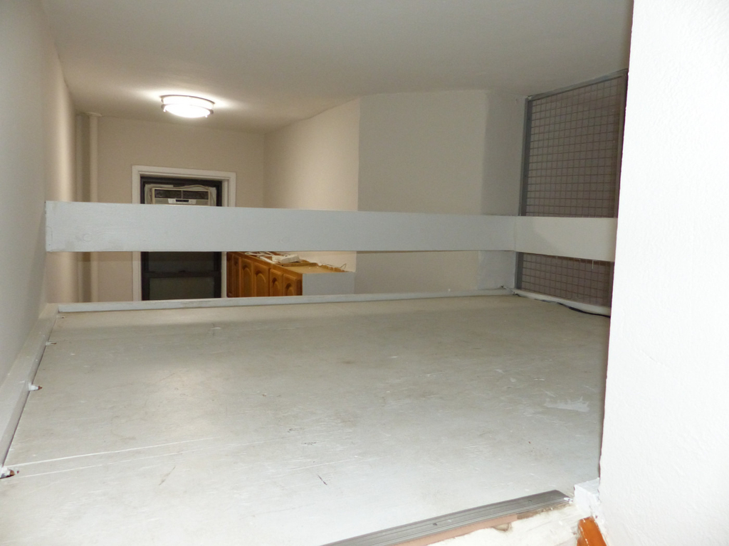 161 W 10th Street - Photo 7